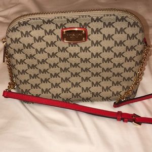Micheal Kors crossbody